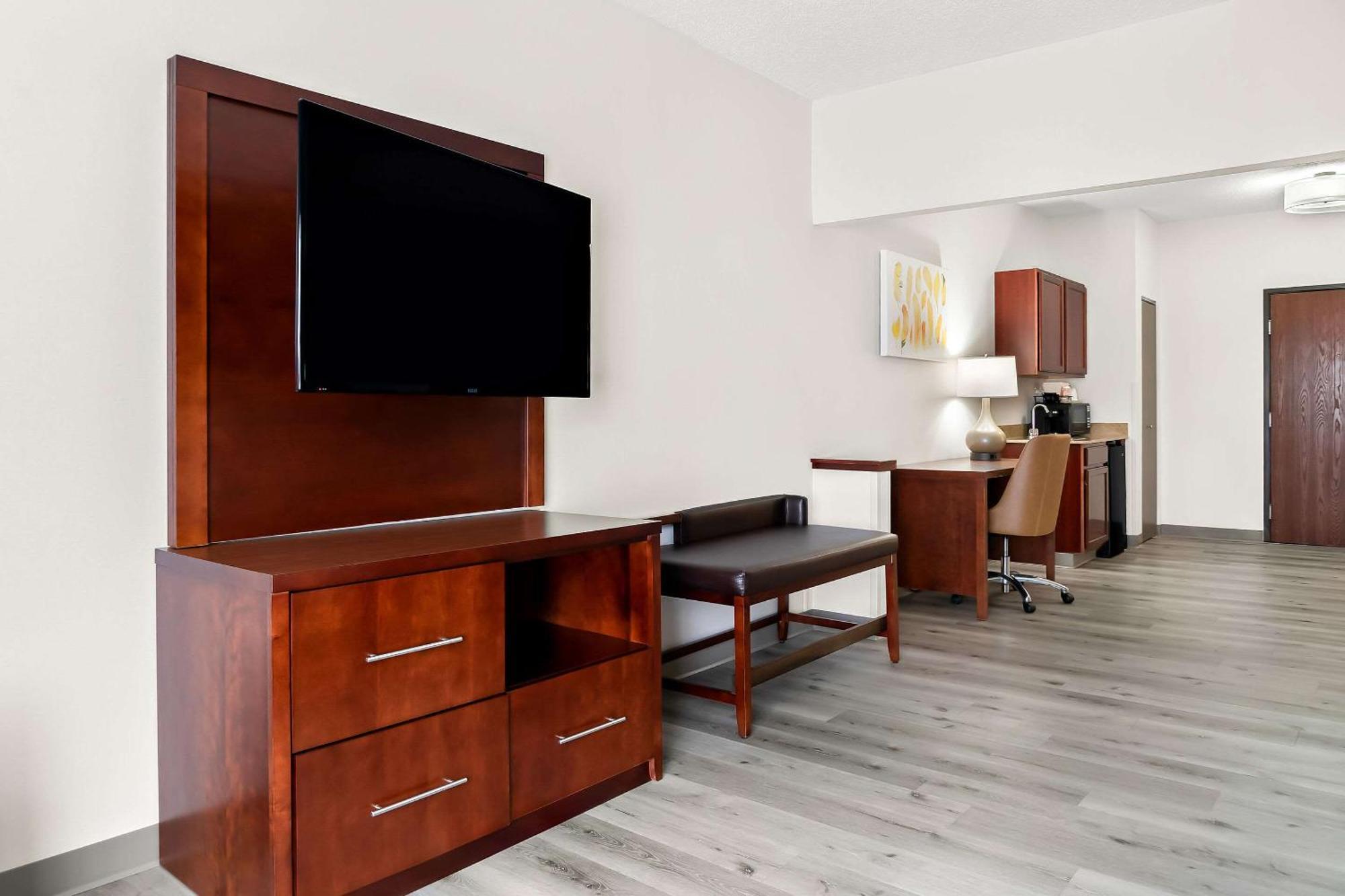 Comfort Southfield-detroit Hotel 3*